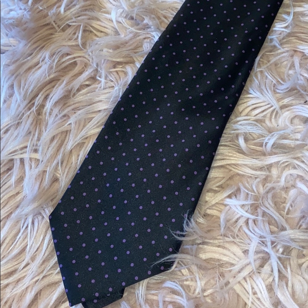 Geoffrey Beene tie